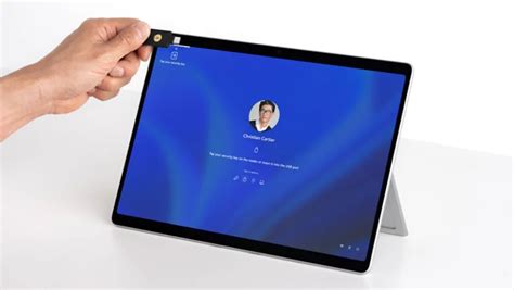 surface pro 10 nfc scanner